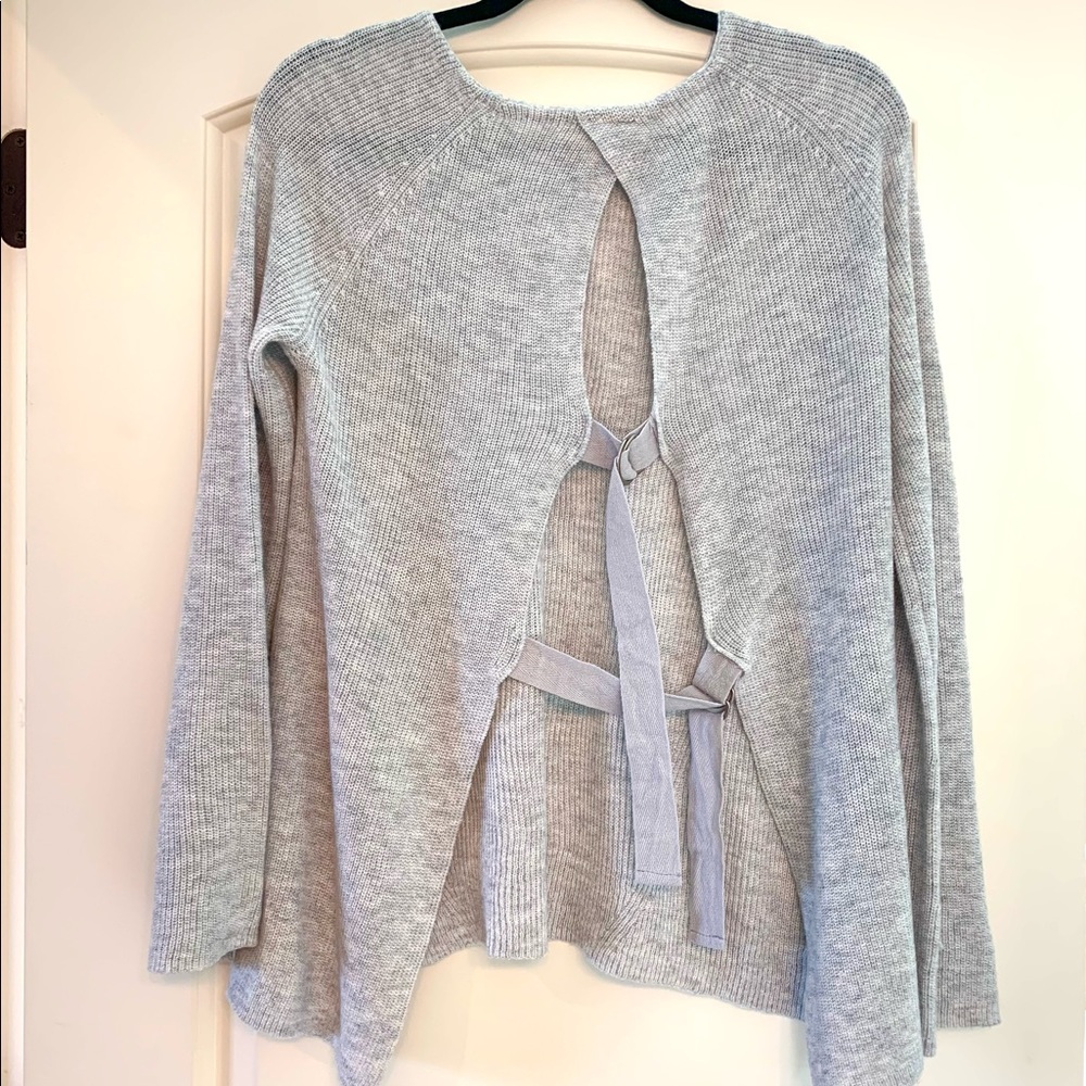 Mystree Lightweight Open-back Sweater, Medium